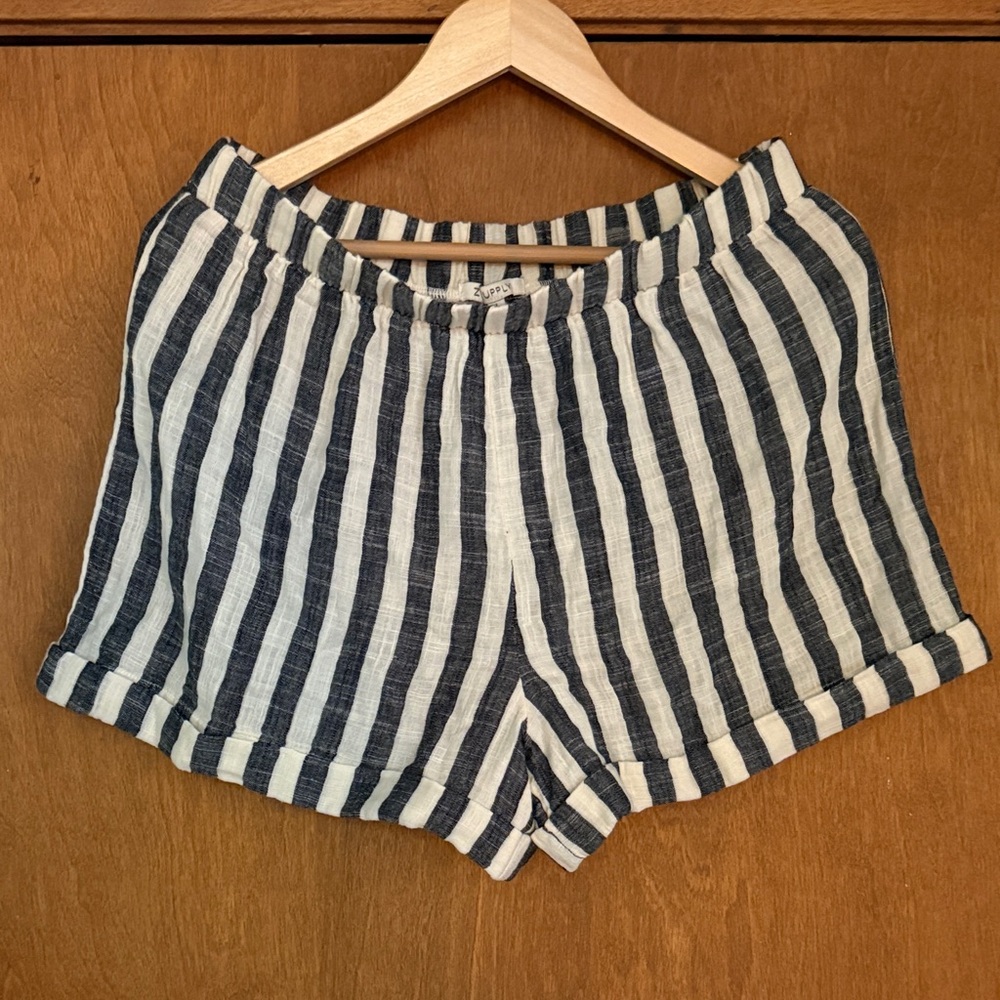 Z Supply. Linen Striped Black and White Women's Shorts